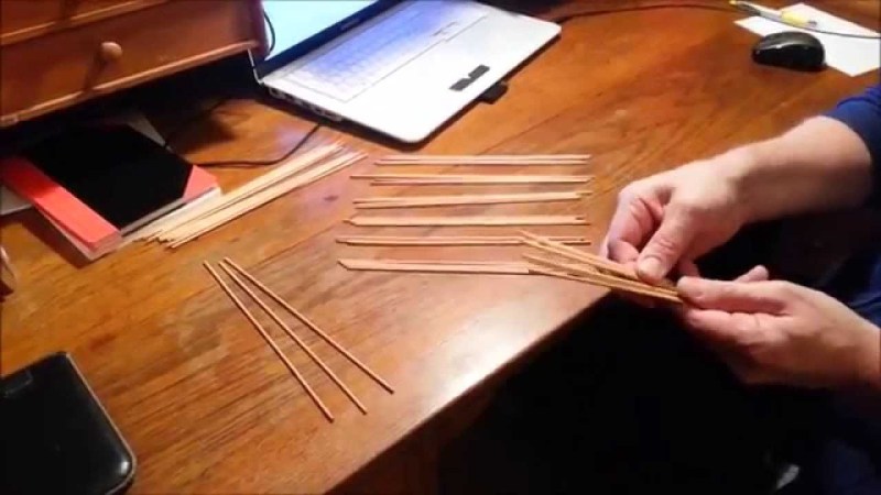 I Ching yarrow stalks